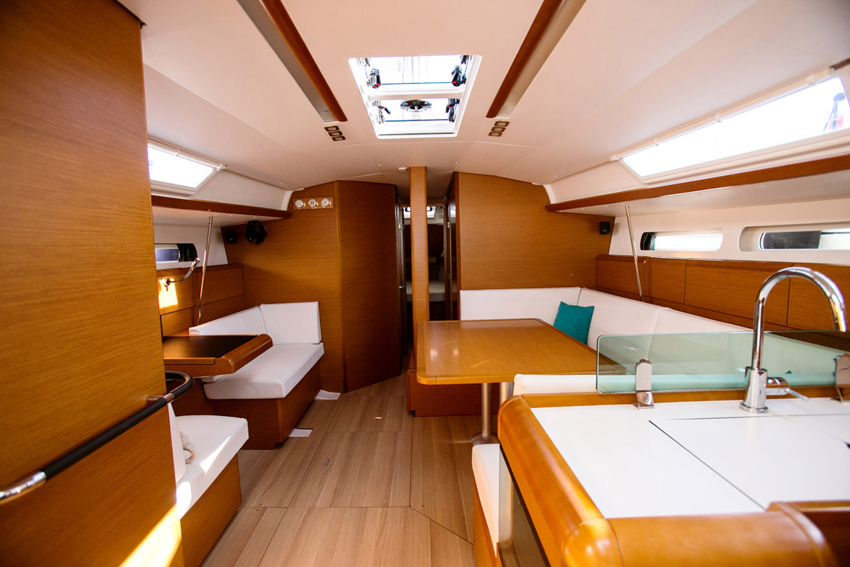 deluxe-double-room